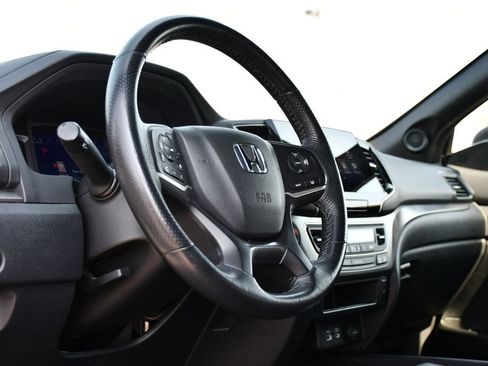 Used 2024 Honda Passport EX-L image 13