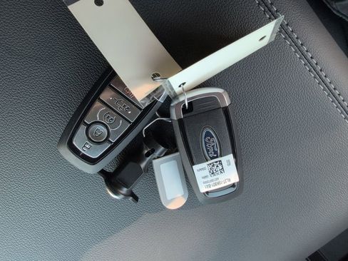 New 2025 Ford F150 XLT w/ Equipment Group 302A MID image 37