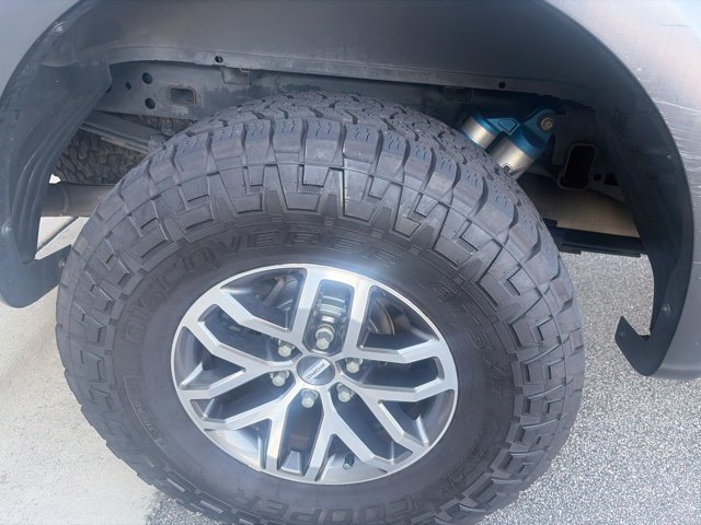 Used 2018 Ford F150 Raptor w/ Equipment Group 802A Luxury AWD/4WD image 8