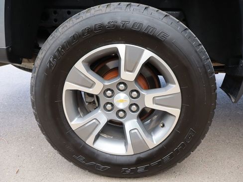 Used 2018 Chevrolet Colorado Z71 image 43