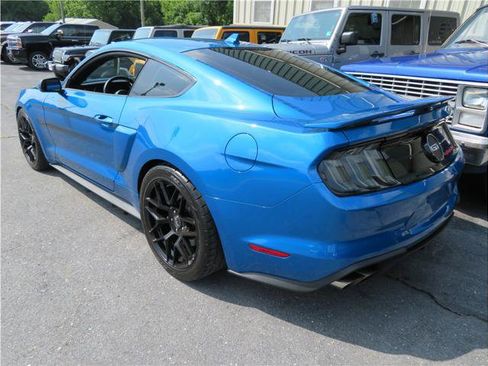 Used 2021 Ford Mustang GT Premium w/ Equipment Group 401A RWD image 2