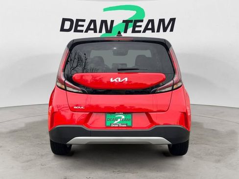 Used 2023 Kia Soul LX w/ LX Technology Package FWD image 7