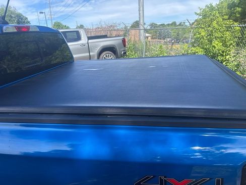 Used 2025 Ford Ranger XLT w/ Chrome Accent Package AWD/4WD image 9