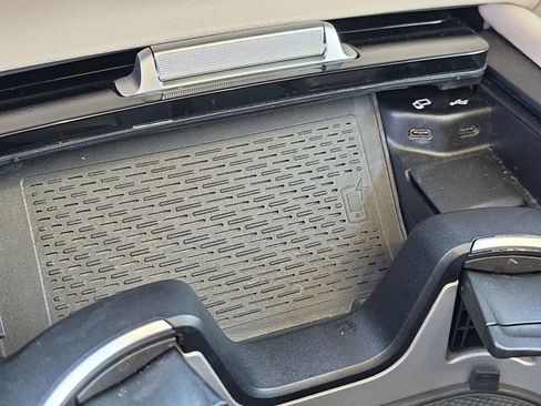 Used 2020 Mercedes-Benz GLE 350 4MATIC image 36