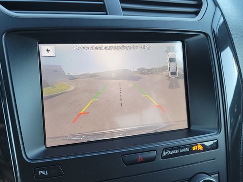 Used 2019 Ford Explorer XLT w/ Equipment Group 202A image 24