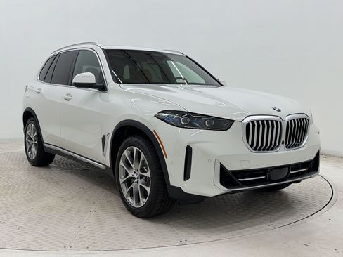 New 2026 BMW X5 sDrive40i w/ Premium Package RWD image 7