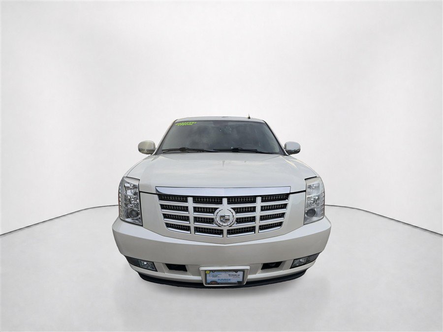 Used 2010 Cadillac Escalade 4WD Hybrid image 5