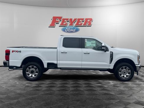 New 2026 Ford F250 Lariat w/ Chrome Package image 8