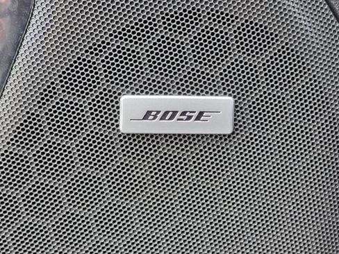 Used 2023 Chevrolet Suburban LT image 31