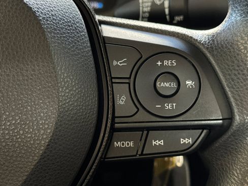 Certified 2021 Toyota Corolla LE image 29