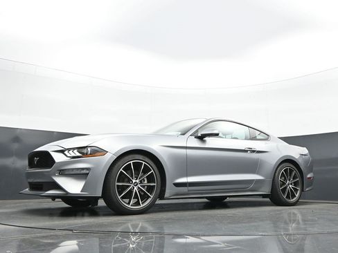 Used 2023 Ford Mustang Coupe w/ Equipment Group 101A RWD image 22