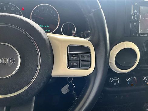 Used 2015 Jeep Wrangler Unlimited Sport w/ Quick Order Package 24S AWD/4WD image 19