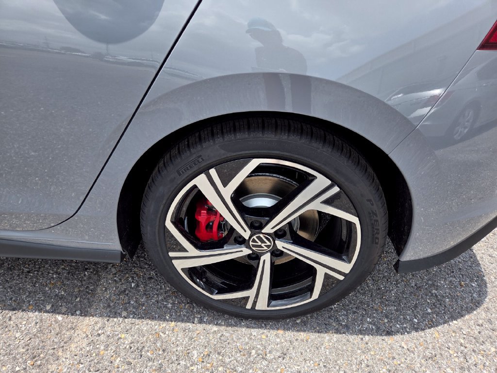 New 2026 Volkswagen GTI SE FWD image 26