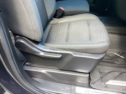 Used 2023 Chevrolet Silverado 1500 LT RWD image 40