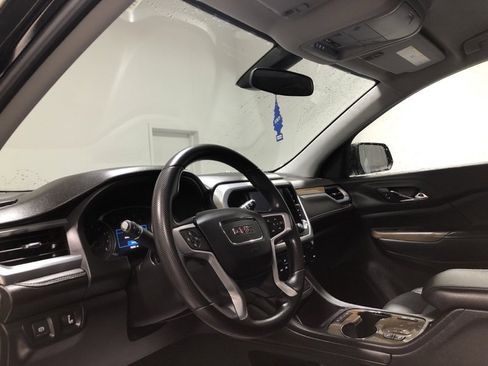 Used 2021 GMC Acadia SLE w/ Driver Convenience Package image 17