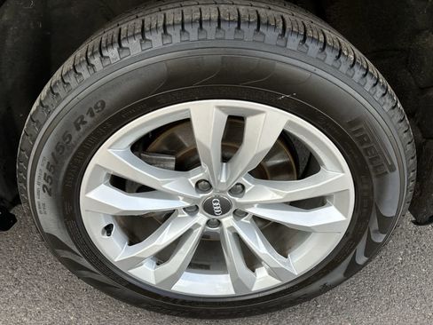 Used 2019 Audi Q7 2.0T Premium w/ Convenience Package AWD/4WD image 4