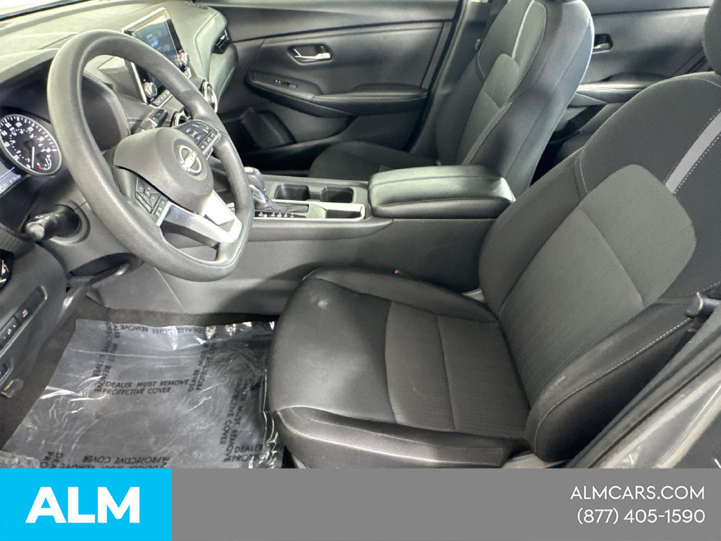 Used 2024 Nissan Sentra SV FWD image 11
