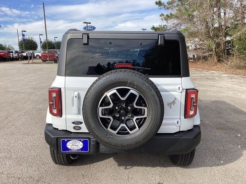 New 2025 Ford Bronco Outer Banks image 8