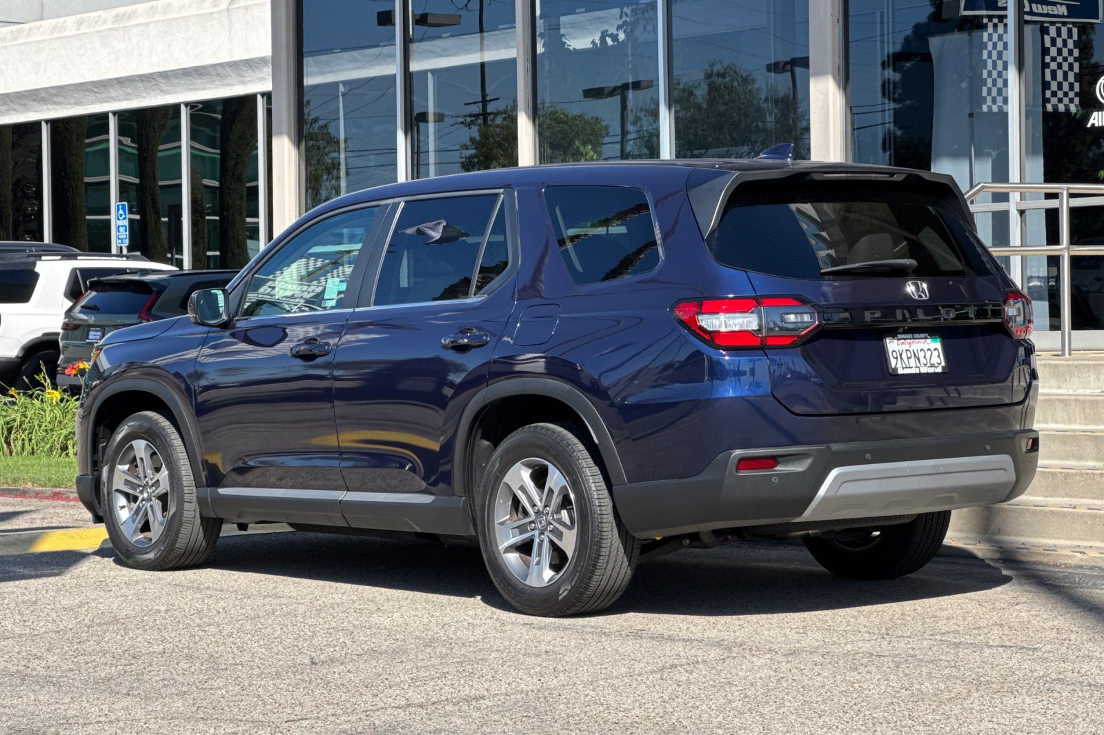 Certified 2024 Honda Pilot EX-L image 6