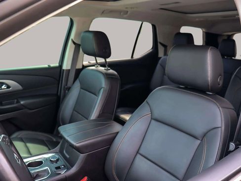 Used 2021 Chevrolet Traverse RS w/ LPO, Floor Liner Package image 13