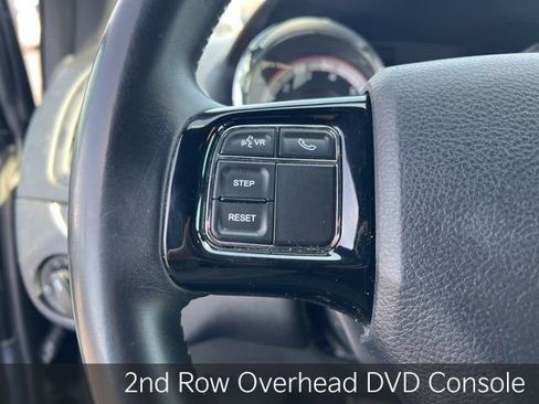 Used 2016 Dodge Grand Caravan SE image 14