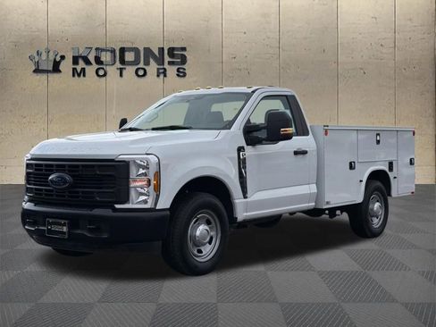 Used 2024 Ford F350 XL image 1