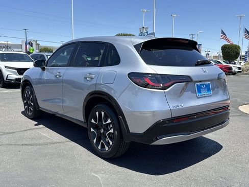 New 2026 Honda HR-V EX-L image 2