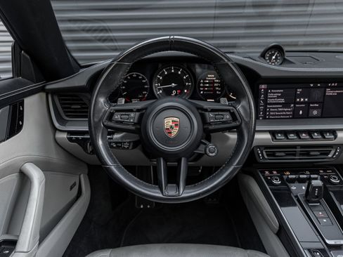 Certified 2020 Porsche 911 Carrera S RWD image 19