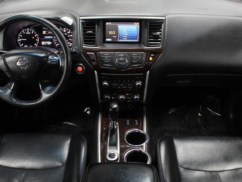 Used 2015 Nissan Pathfinder SL AWD/4WD image 9