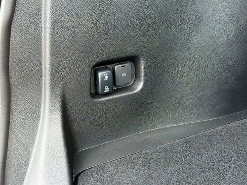 Used 2024 Ford Edge Titanium AWD/4WD image 39