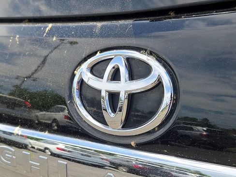 Used 2013 Toyota Highlander SE AWD/4WD image 29