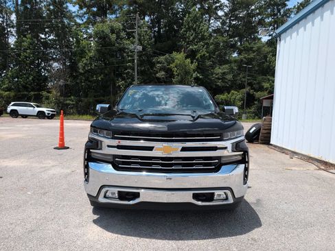 Used 2019 Chevrolet Silverado 1500 LTZ w/ LTZ Plus Package RWD image 3
