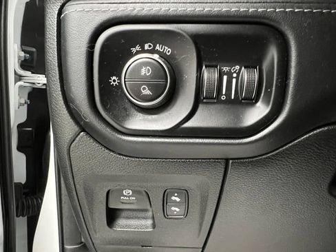 Used 2022 RAM 1500 Limited w/ Body-Colour Bumper Group AWD/4WD image 30