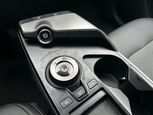 New 2025 Kia EV6 Light image 20