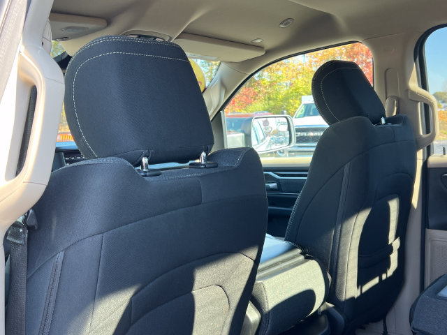 Used 2019 RAM 1500 Big Horn AWD/4WD image 35
