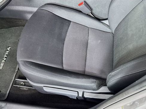 Used 2024 Nissan Sentra SV image 19