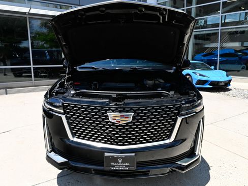 Used 2021 Cadillac Escalade ESV Premium Luxury AWD/4WD image 58