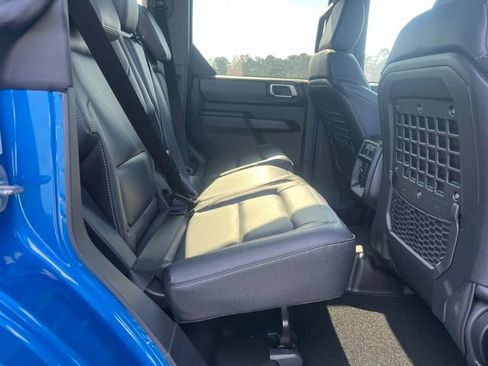 New 2025 Ford Bronco Badlands w/ Sasquatch Package image 7