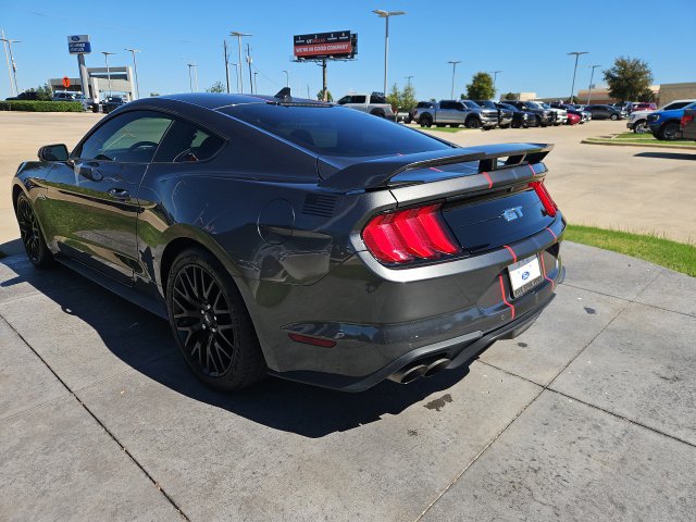 Used 2020 Ford Mustang GT Premium w/ GT Performance Package RWD image 4