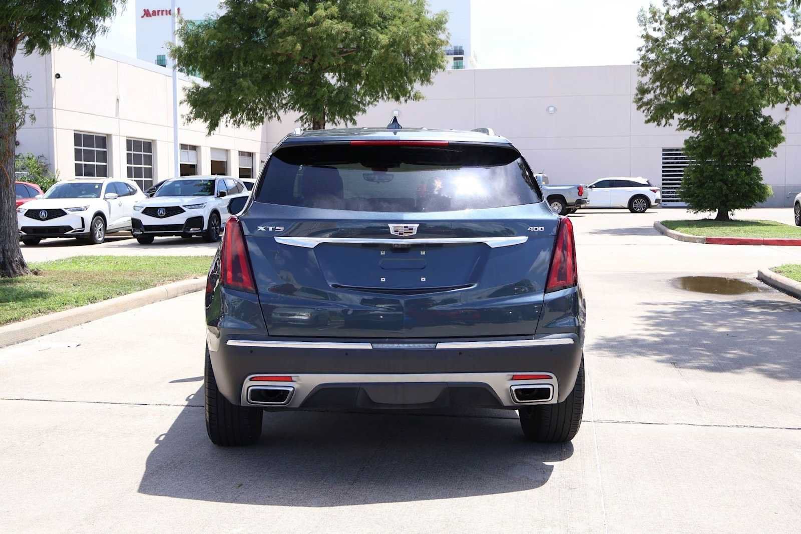Used 2020 Cadillac XT5 Premium Luxury FWD image 5