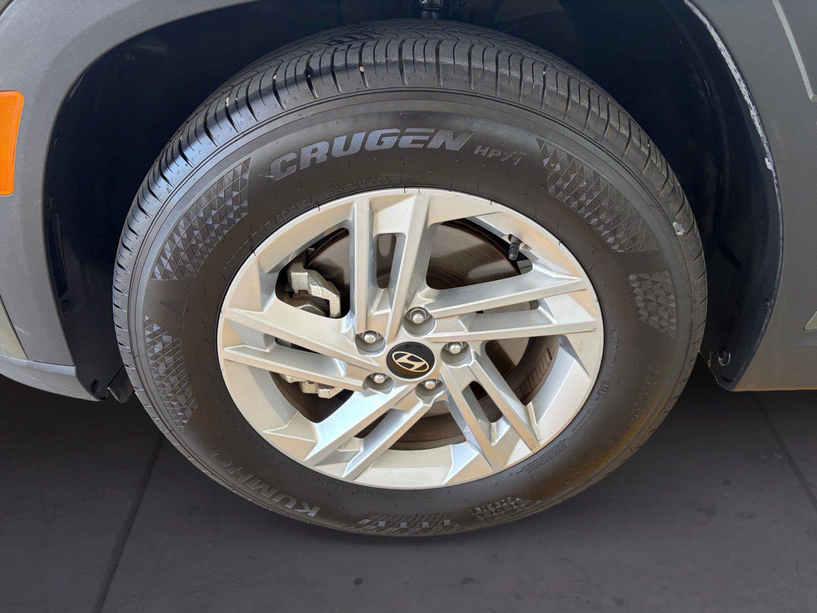 Used 2025 Hyundai Tucson SE FWD image 14