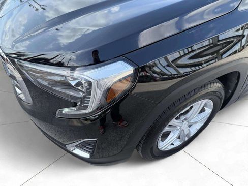 Used 2020 GMC Terrain SLE image 11