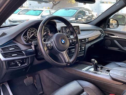 Used 2017 BMW X5 xDrive50i image 18