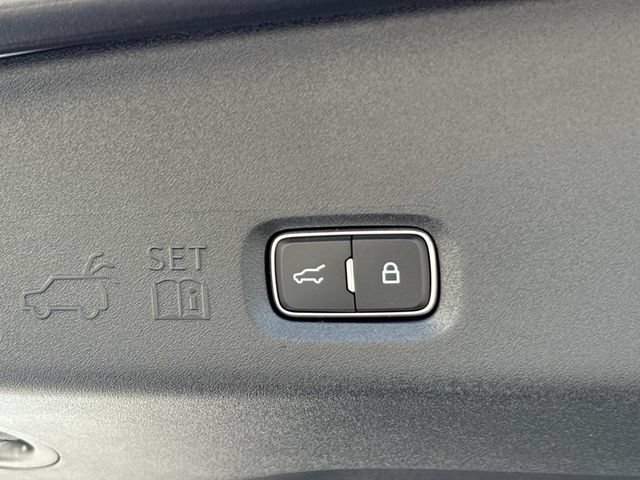 New 2026 Lincoln Navigator Premiere AWD/4WD image 12