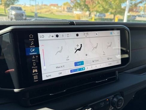 New 2025 Jeep Wrangler Unlimited Rubicon w/ Steel Bumper Group image 18