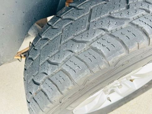 Used 2022 RAM 1500 Tradesman w/ Chrome Appearance Group image 30