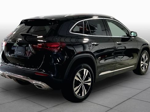 Used 2024 Mercedes-Benz GLA 250 4MATIC image 13