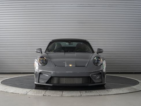 Used 2025 Porsche 911 GT3 RWD image 8