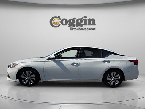 Used 2019 Nissan Altima 2.5 S image 3