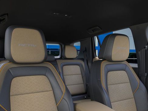 New 2026 Chevrolet Equinox ACTIV w/ Convenience Package III image 24